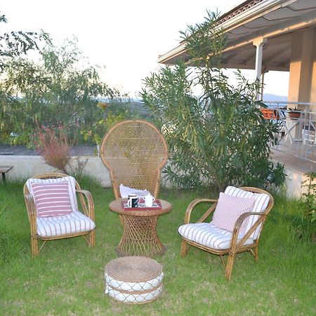 Corinthian Sun - Vacation Home المظهر الخارجي الصورة