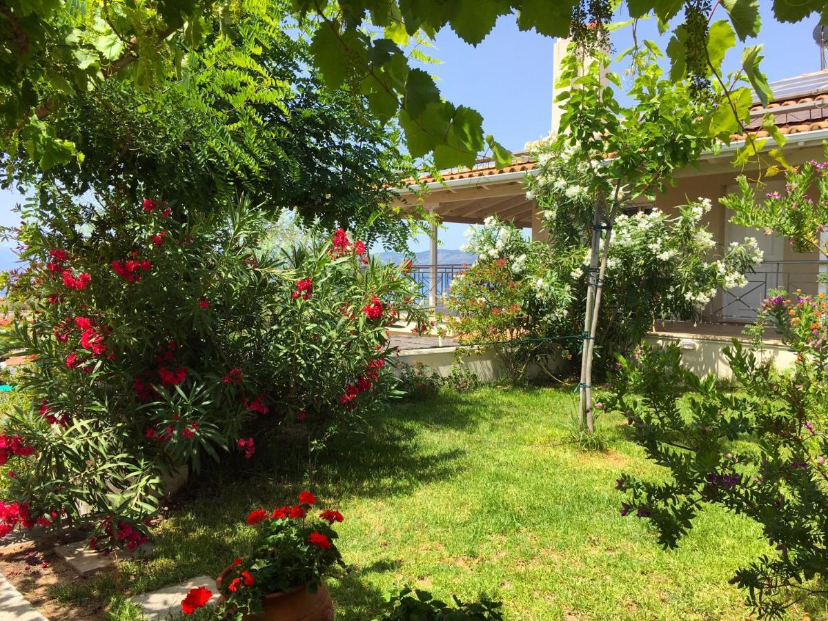 Corinthian Sun - Vacation Home المظهر الخارجي الصورة